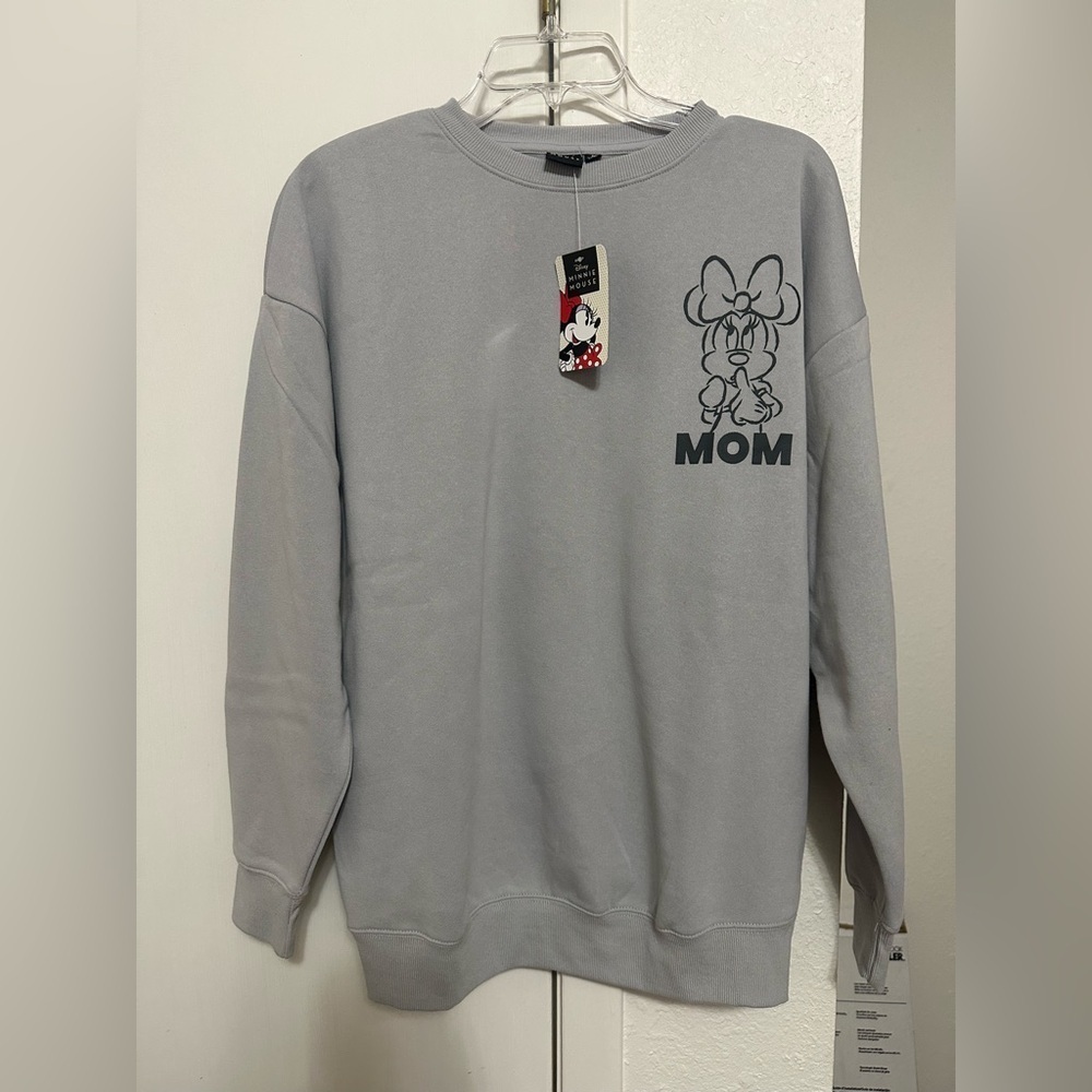 Minnie Mouse sweatshirt pull-over NWT size M
